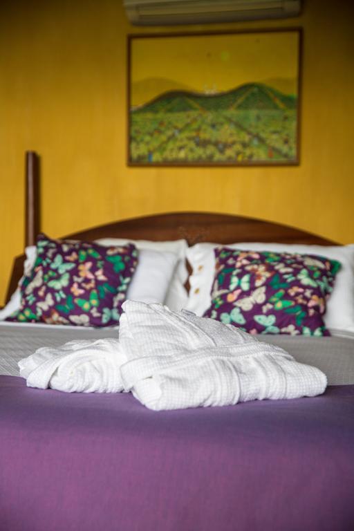 Casa Vermelha Guest House Ильябела Экстерьер фото