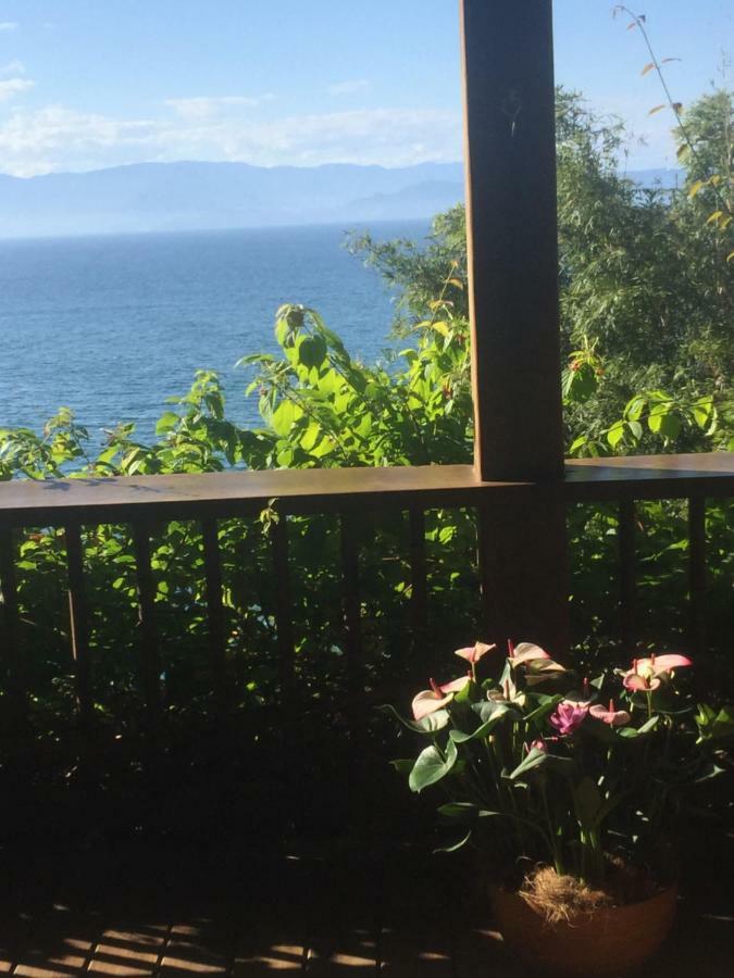 Casa Vermelha Guest House Ильябела Экстерьер фото